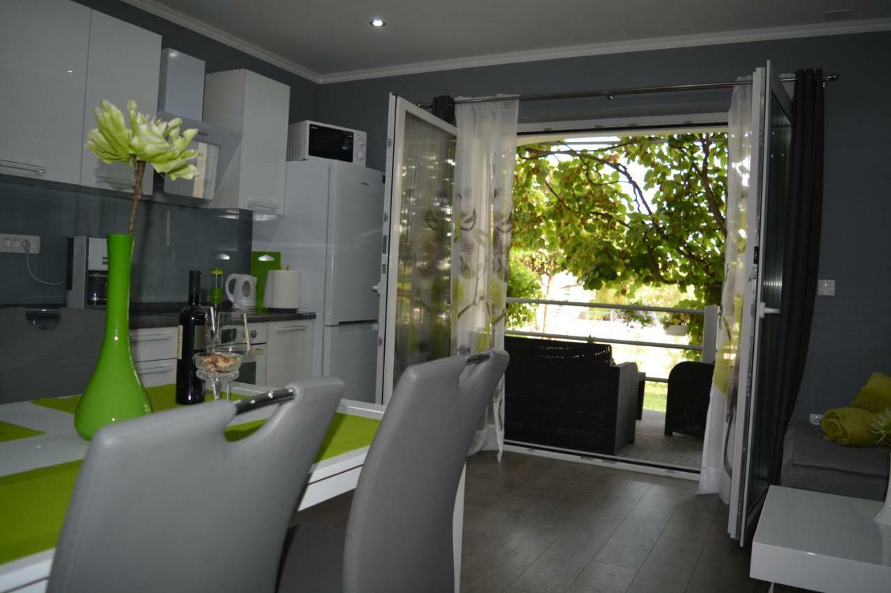 Apartment D & N Kaštela Eksteriør billede