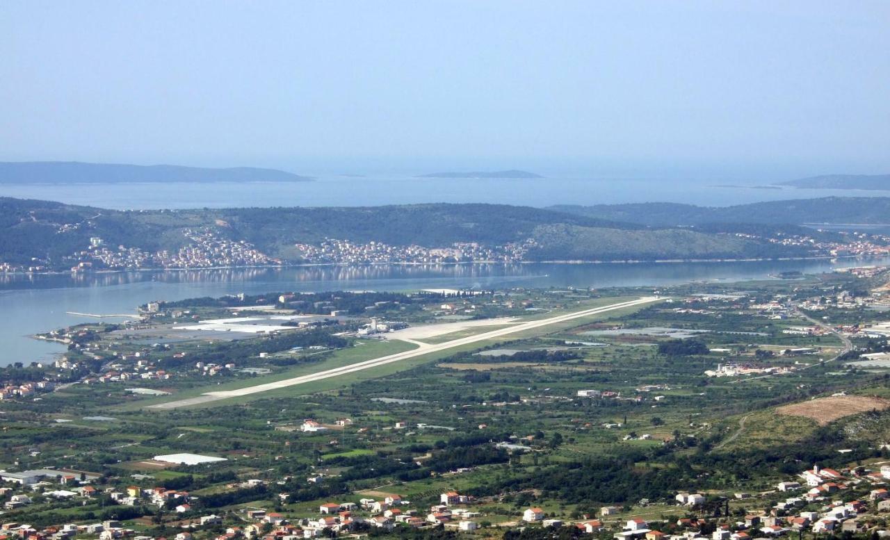 Apartment D & N Kaštela Eksteriør billede